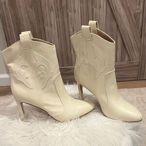 BCBGeneration Cream Heeled Boots